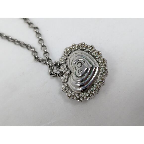 Swarovski Silver Tone Heart Locket Pendant Necklace Swarovski Photo Holder Gift - Picture 6 of 6
